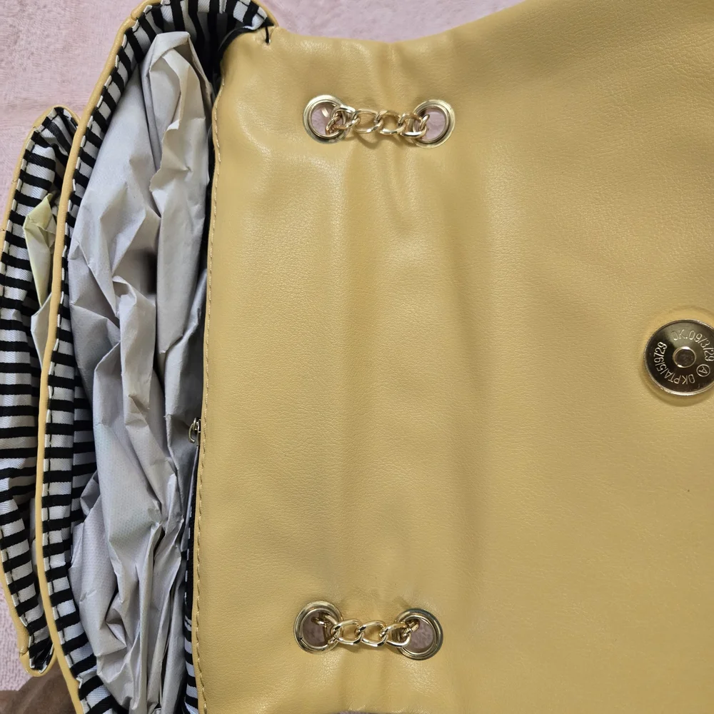 Yellow Quilted Shoulder Bag - Picture 9 of 9